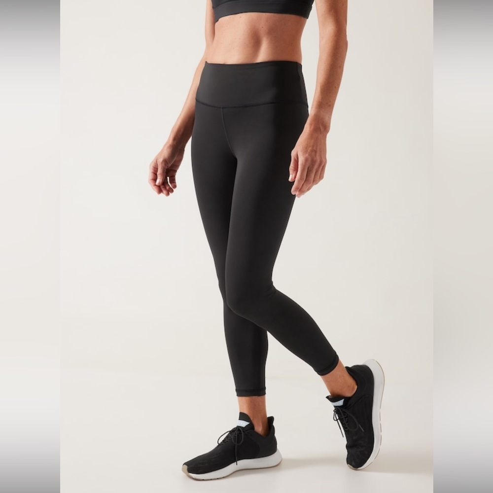 Athleta Elation Train 7/8 Tight